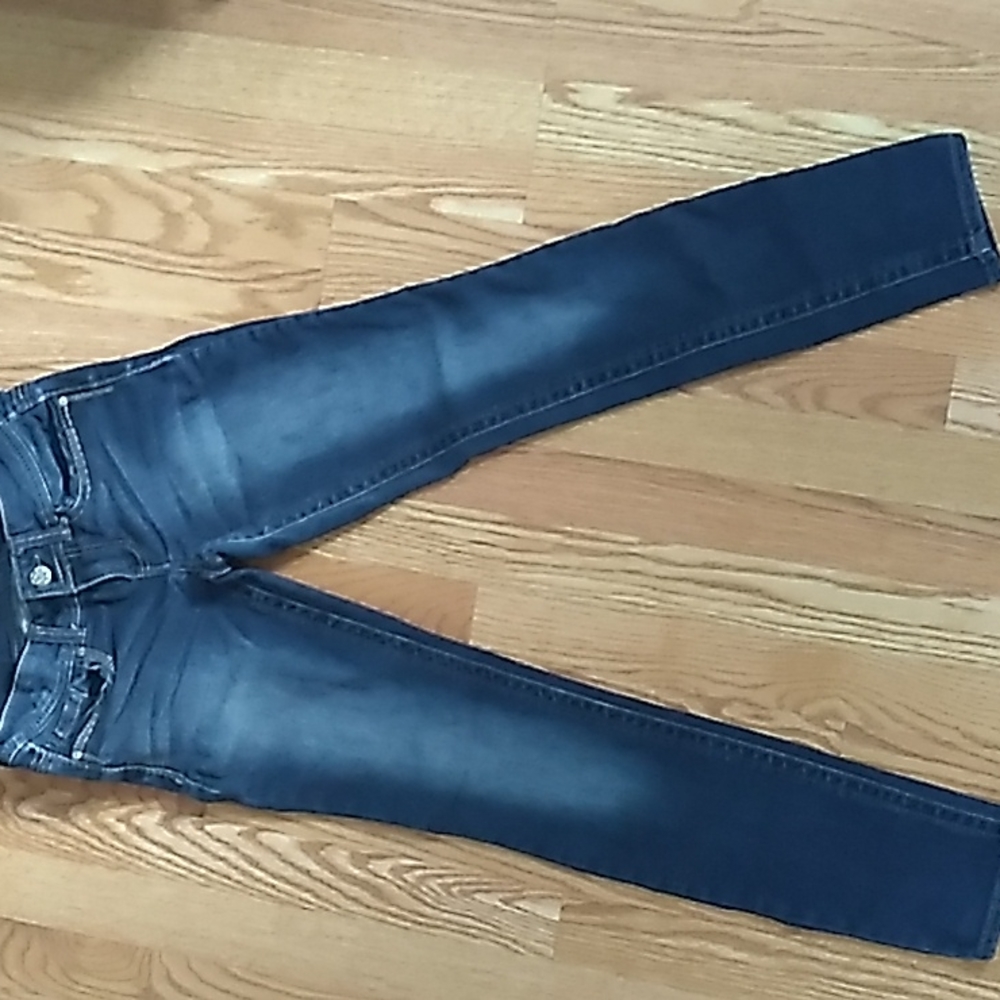 Skinny jeans